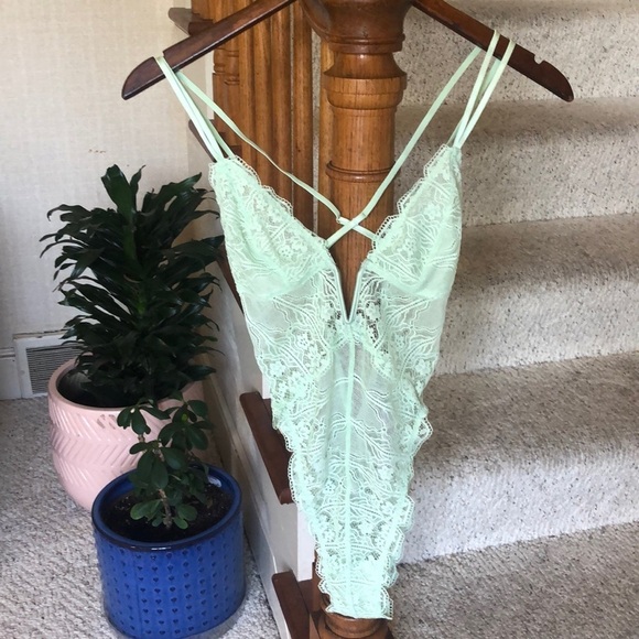 Savage & Fenty Deco Glass Lace Teddy - Picture 2 of 16